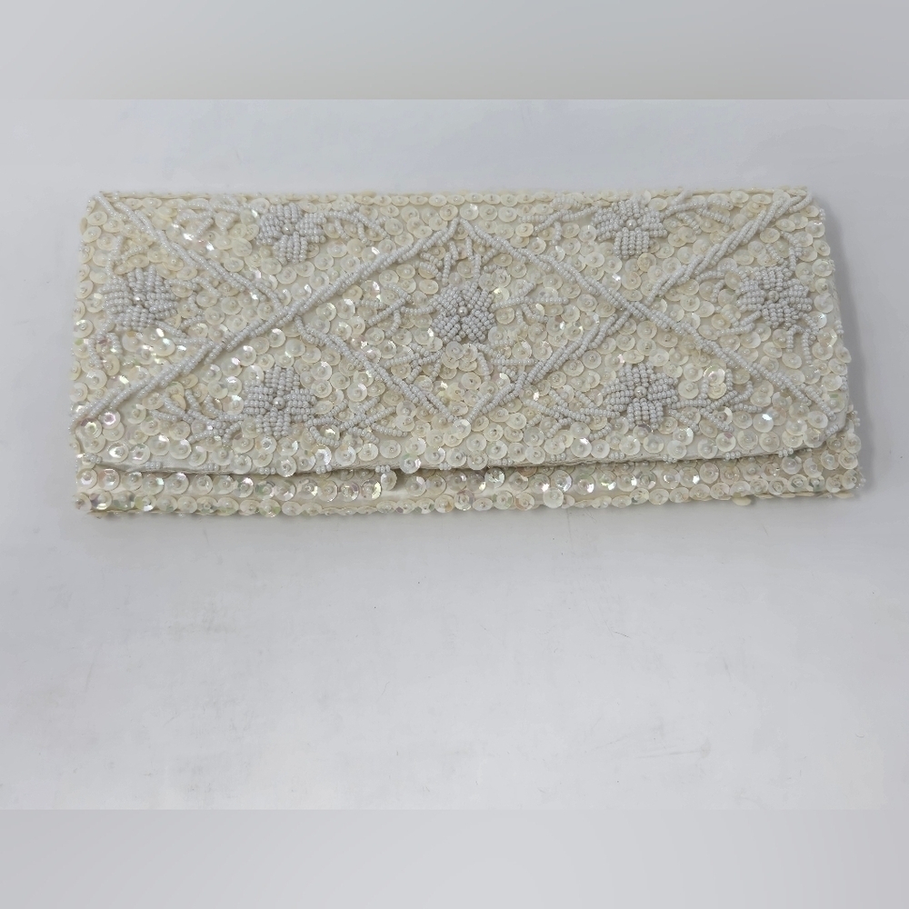 VINTAGE GARY GAIL DALLAS CREAM SEQUIN SEED BEAD CLUTCH HONG KONG BRIDAL WEDDING